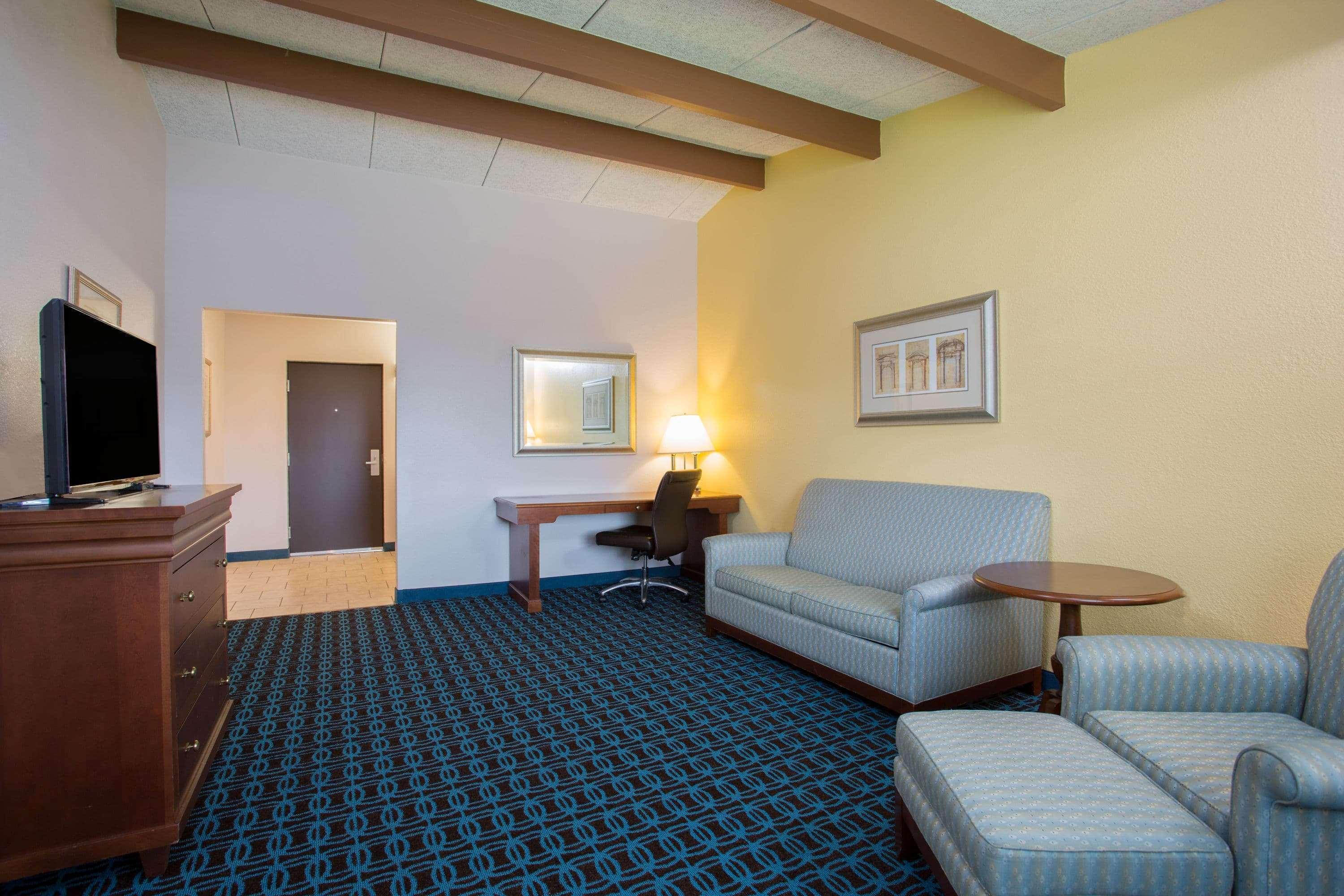 Travelodge By Wyndham Wytheville Exterior photo
