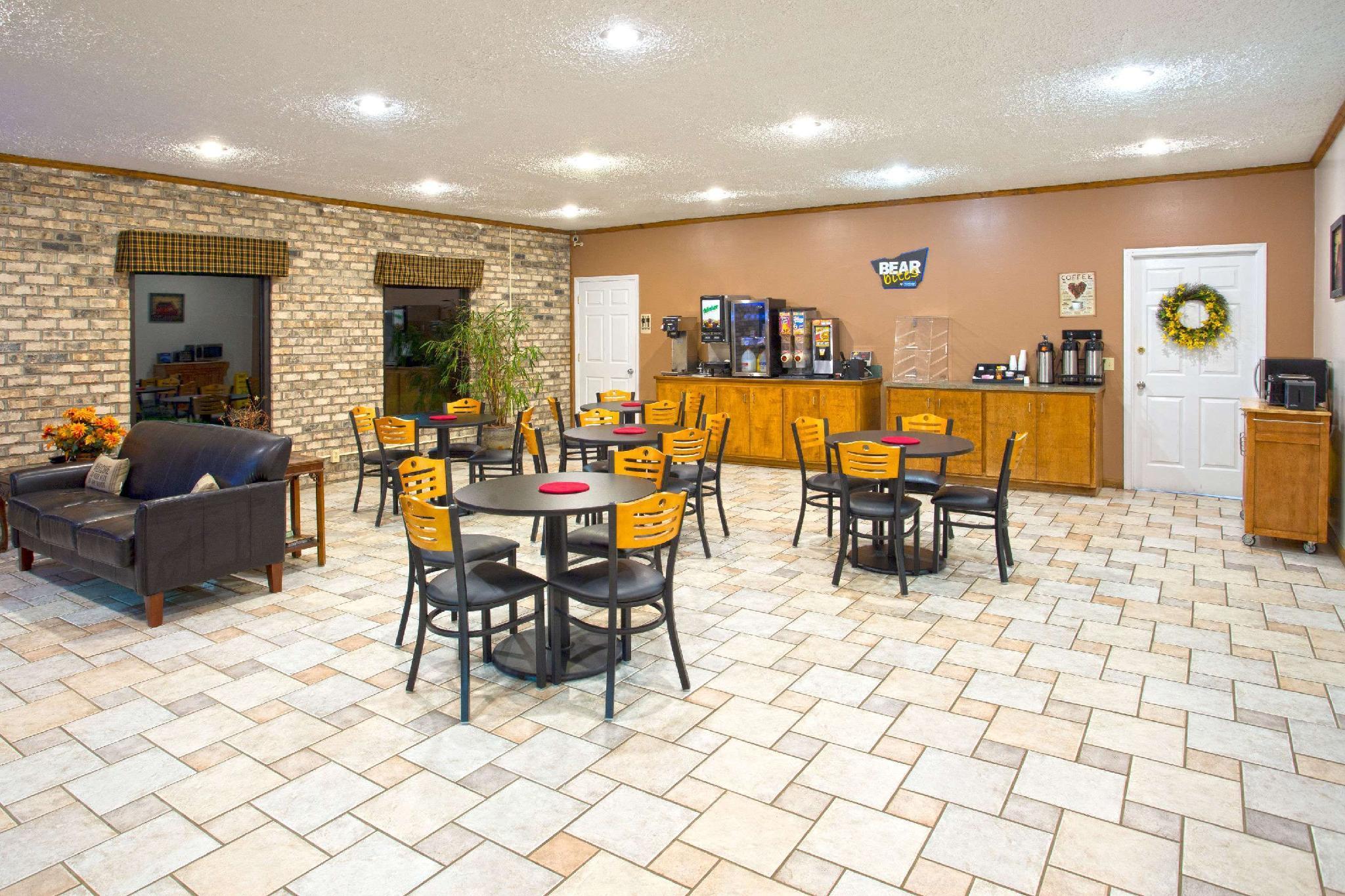 Travelodge By Wyndham Wytheville Exterior photo