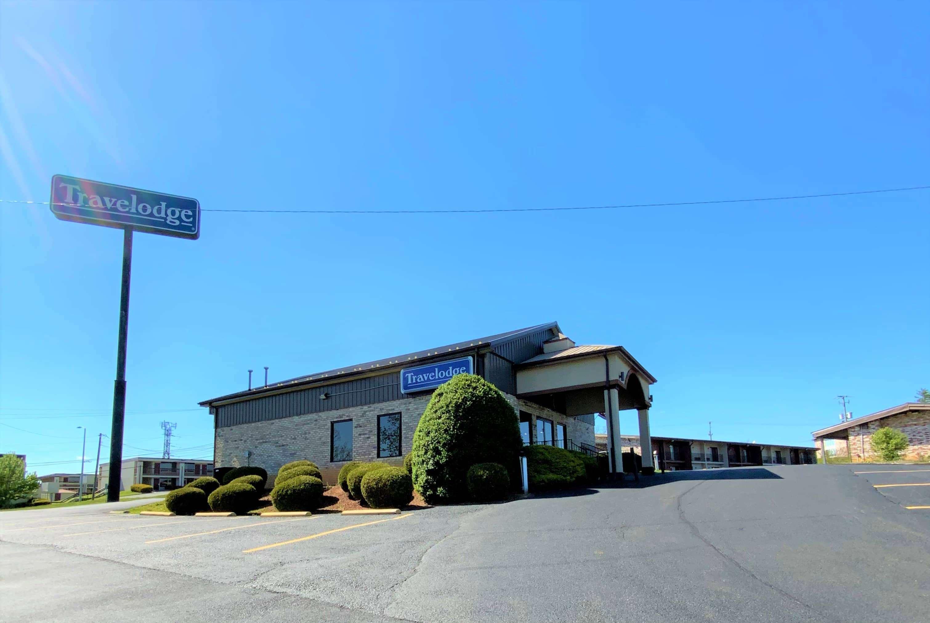 Travelodge By Wyndham Wytheville Exterior photo